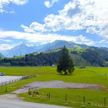 Oskar - 4 By Interhome Apartament Kaprun