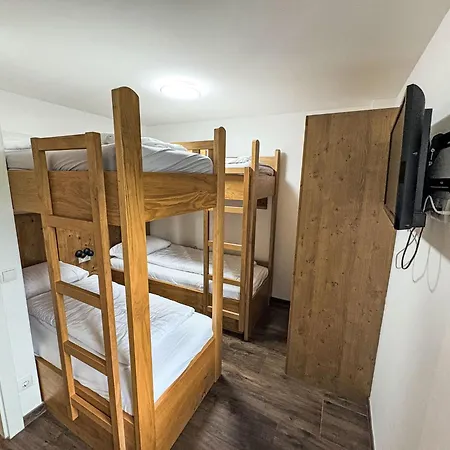 Apartament Oskar - 4 By Interhome