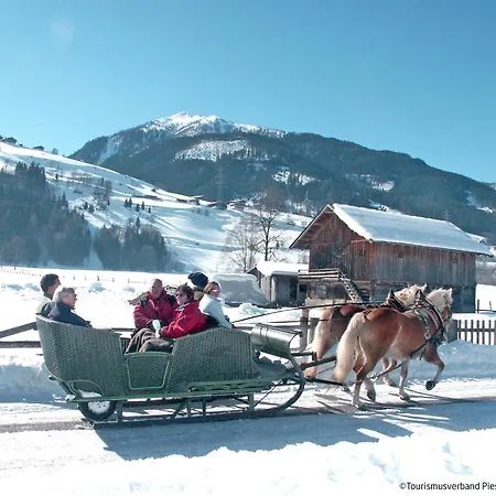 Oskar - 4 By Interhome Apartament Kaprun